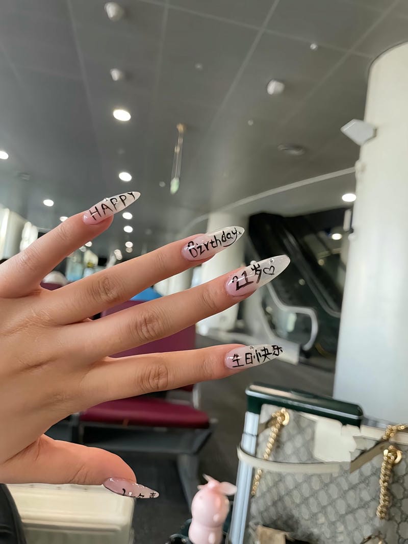 20+ Mẫu Nail Sinh Nhật Đẹp Nhất 2025 Bạn Không Nên Bỏ Lỡ 32 Nail Sinh Nhat Don Gian