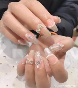 Mẫu Nail Vỏ Sò Ngọc Trai: 30+ Thiết Kế Sang Trọng Cho Nàng 2 Mau Nail Vo So Ngoc Trai (2)