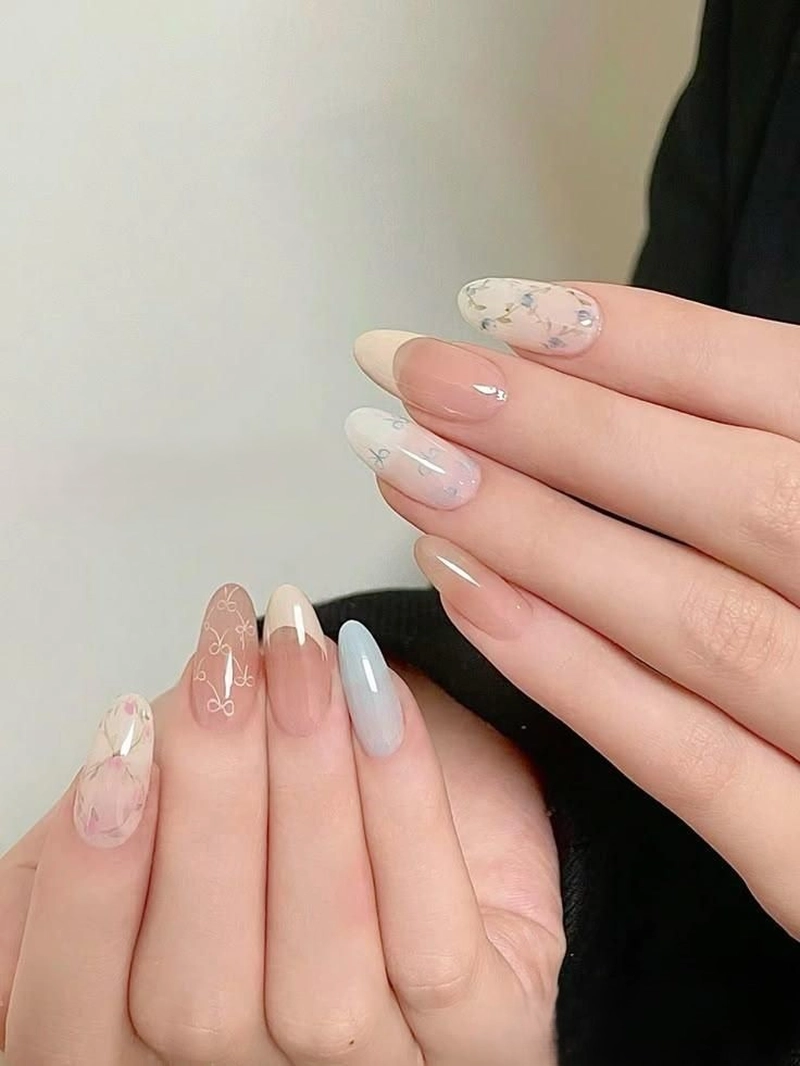 50+ Mẫu nail Tay kỷ yếu hot trend đẹp nhất năm 2025 16 Nail Ky Yeu 16