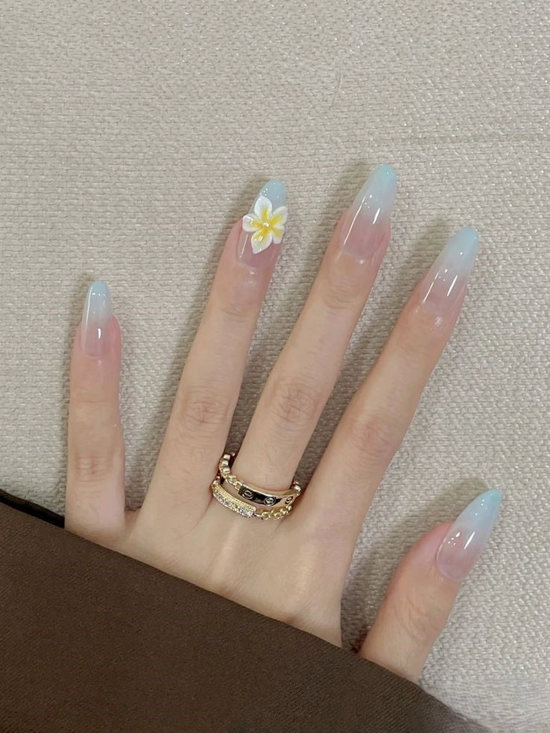 30 Mẫu nail xanh dương pastel nhẹ nhàng cho nàng bánh bèo 2 Nail Xanh Duong 16