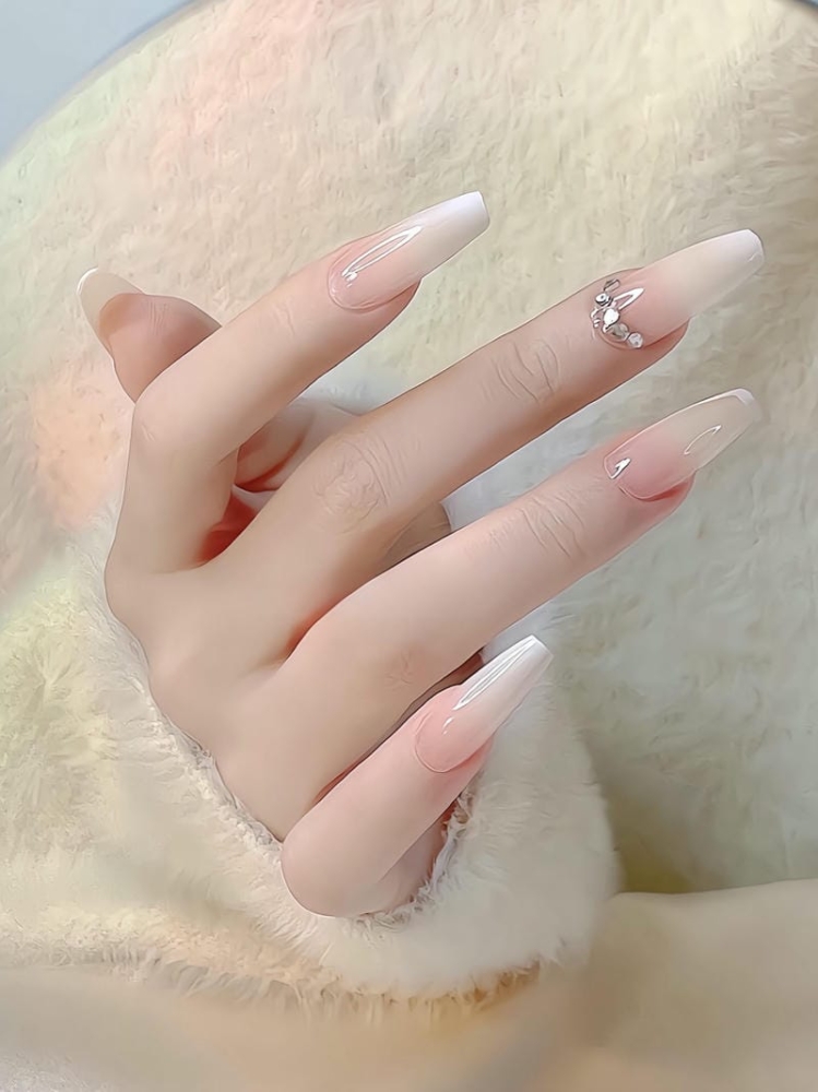 Top những mẫu nail chụp kỷ yếu đẹp siêu xinh cho các nàng 8 Mau Mong Hong Thach Danh Cho Hoc Sinh Chup Ky Yeu