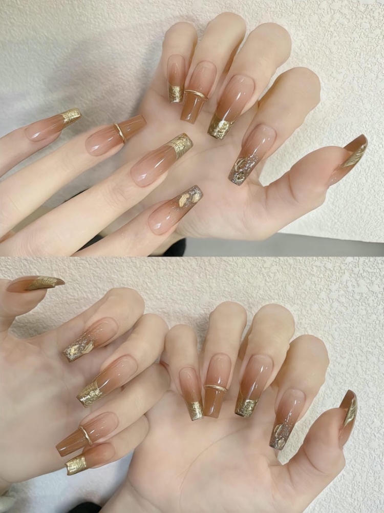 Top những mẫu nail móng thang vuông hiện đại sắc sảo, tôn dáng tay 5 Mau Mong Thang Trang Guong Dau Mong Xinh Xan