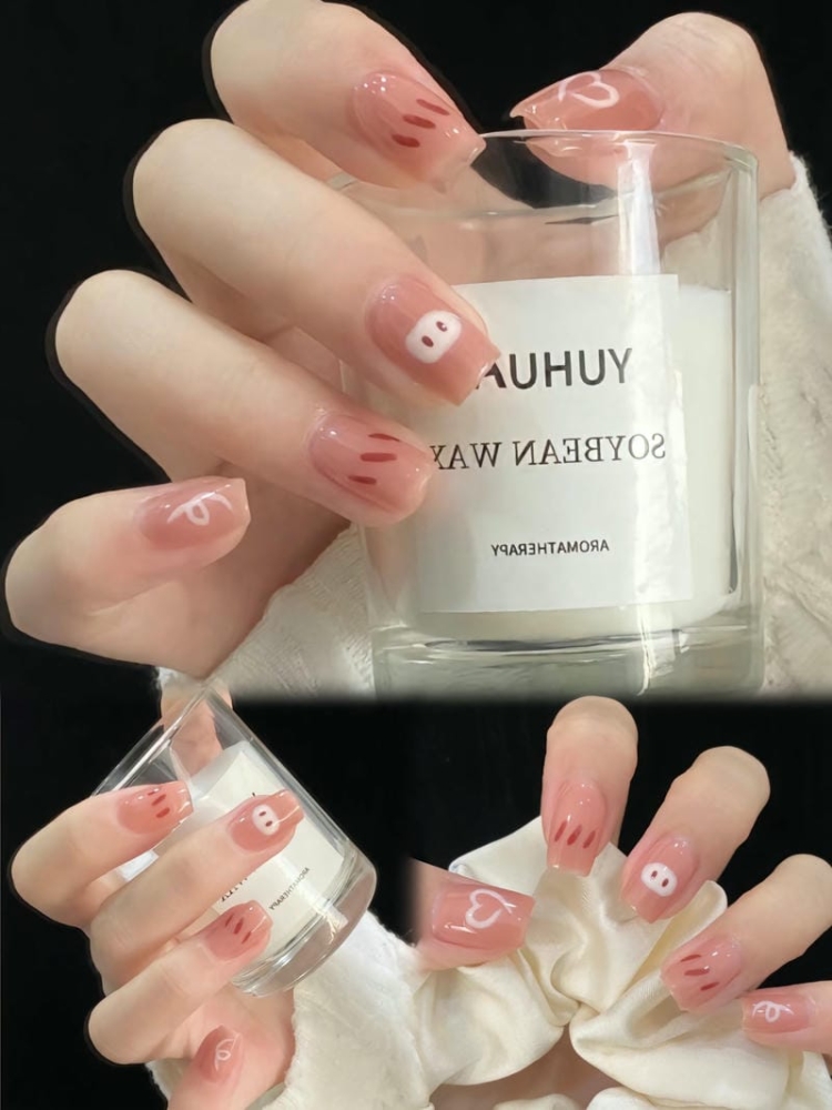 Gợi ý các mẫu nail hình con heo ủn ỉn xinh xắn, đáng yêu 8 Mau Mong Ve Con Heo Don Gian Nhe Nhang