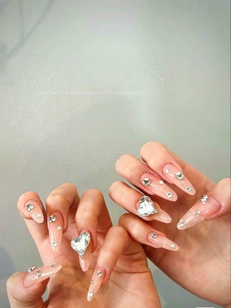 Bộ Sưu Tập Mẫu Nail Trái Tim Đơn Giản Và Đẹp Mê Hồn Cho Các Nàng 7 Mau Nail Dinh Da Trai Tim Sang Chanh Sang Tay