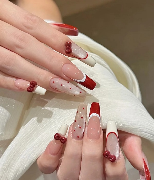 🌺 Mẫu Nail Đỏ Trắng – Sự Kết Hợp “Cháy Phết” Cho Mọi Phong Cách 🌺 10 Mau Nail Do Trang Phu Hop Cho Tet