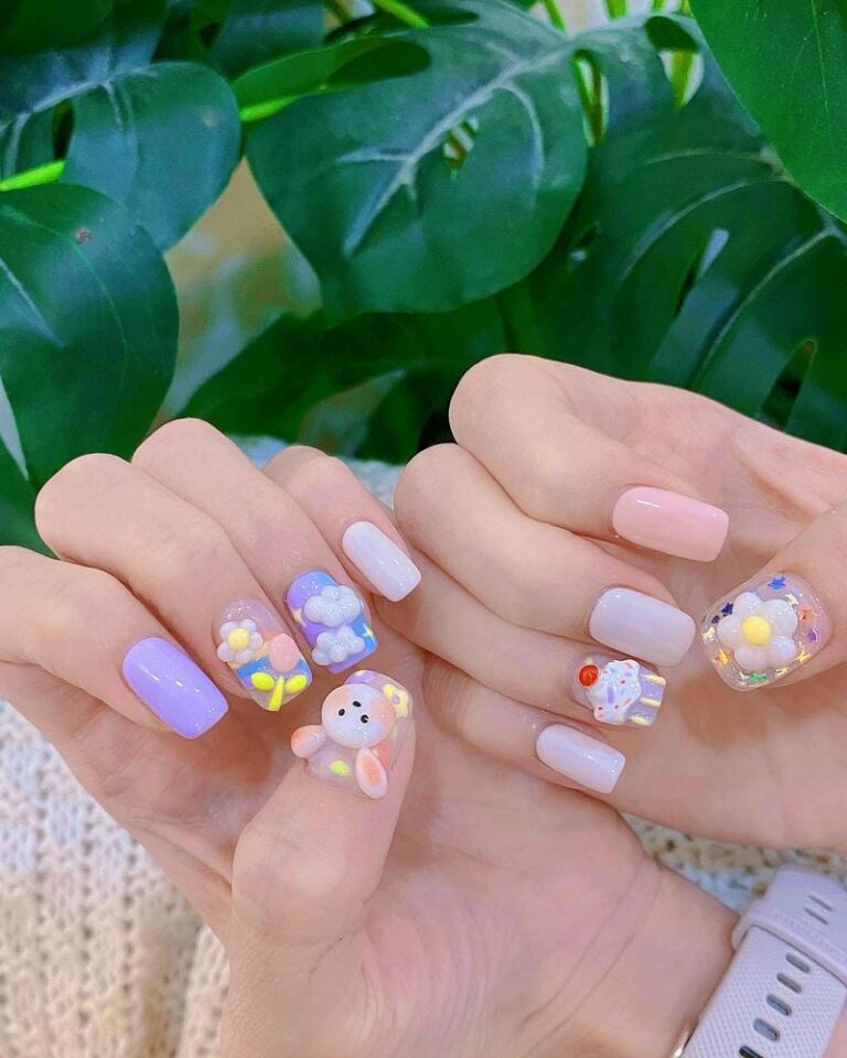 Bộ sưu tập mẫu nail con thỏ dễ thương đáng yêu nhất năm nay Mau Nail Tong Mau Pastel Hinh Ve Tho Cung Nhieu Hoa Tiet De Thuong 768x960