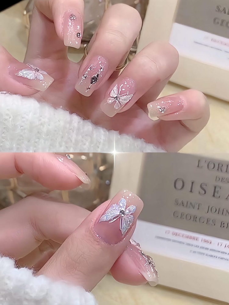 Top 25 mẫu nail bướm vẽ xinh đẹp, quyến rũ và ấn tượng 11 Mau Nail Ve Buom Dinh Da Nhe Nhang