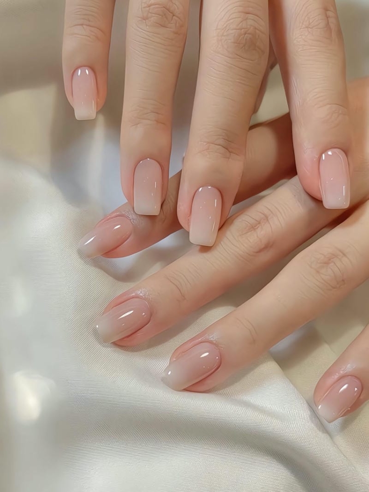 Top những mẫu nail chụp kỷ yếu đẹp siêu xinh cho các nàng 5 Nail Chup Ky Yeu Nhe Nhang