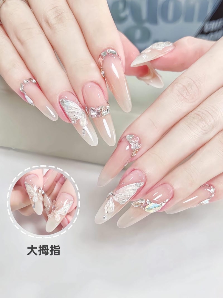 Top 25 mẫu nail bướm vẽ xinh đẹp, quyến rũ và ấn tượng 25 Nail Ve Buom Dinh Da Dep Sang Tay