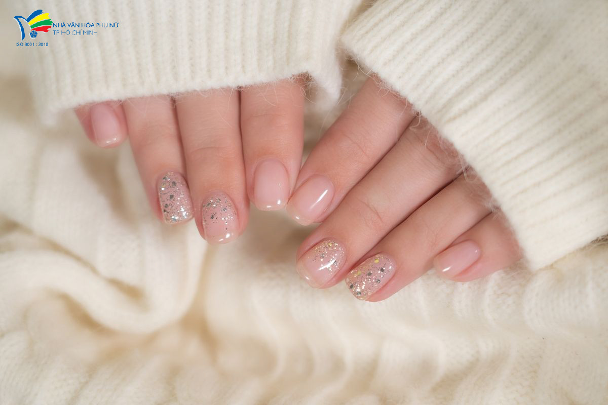Bộ móng tay sơn gel màu hồng pastel đẹp mắt