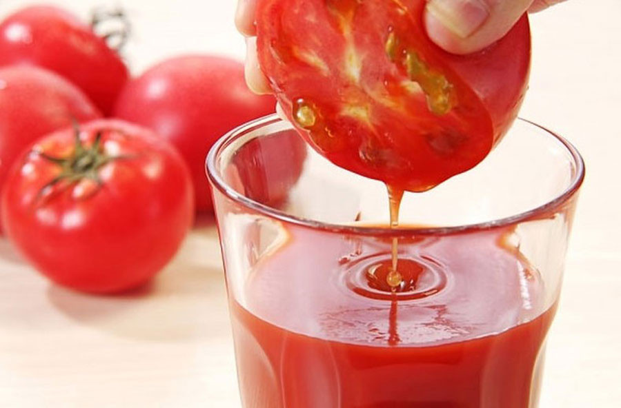 Cà chua cung cấp vitamin dưỡng móng tay chắc khỏe