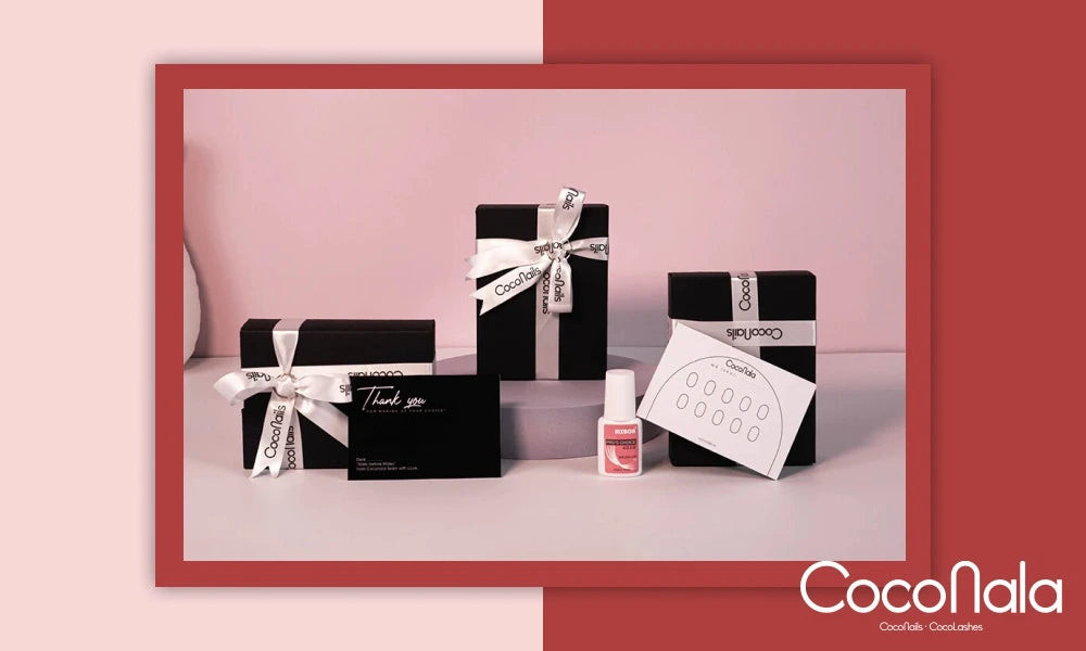 các mẫu nailbox đa dạng giúp có móng tay đẹp ngày tết tiện lợi