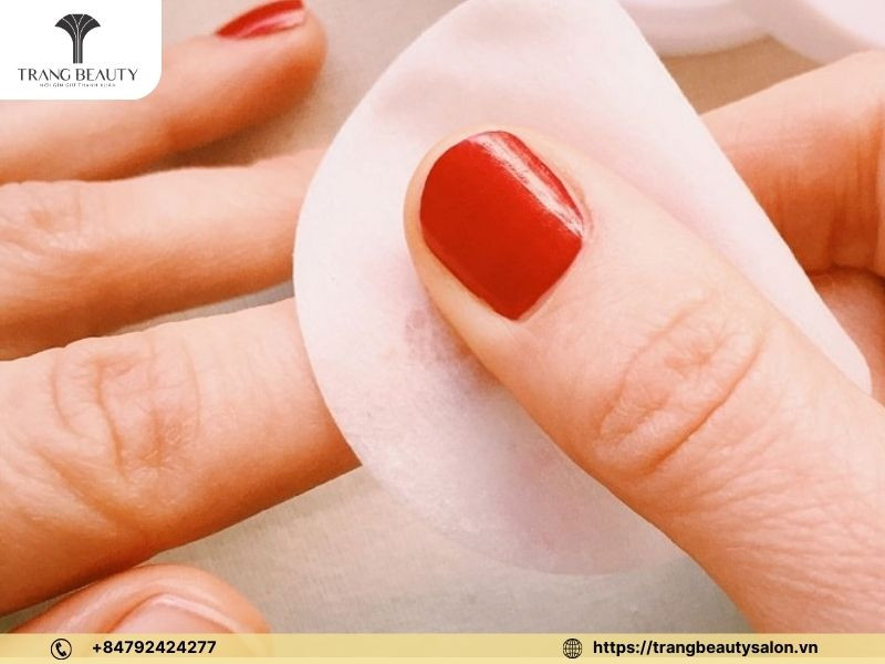 Cẩn trọng với chất tẩy rửa ảnh hưởng màu gel móng tay
