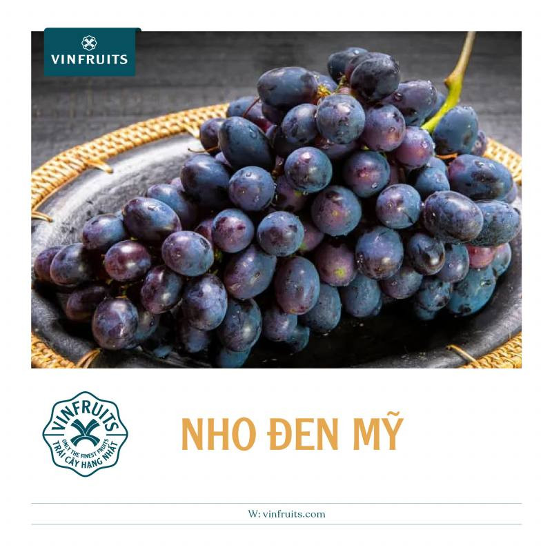 Chùm nho đen Mỹ căng mọng, nguồn cảm hứng tuyệt vời cho mẫu nho đen móng tay trung quốc sang trọng và quý phái