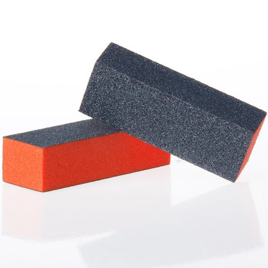 Dụng cụ buffer chuyên dụng để đánh bóng móng hoặc loại bỏ mảnh vụn sau khi đắp bột acrylic.