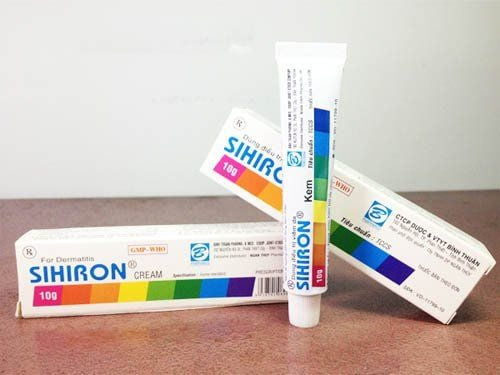 Kem bôi corticosteroid giúp điều trị vảy nến móng chân hiệu quả