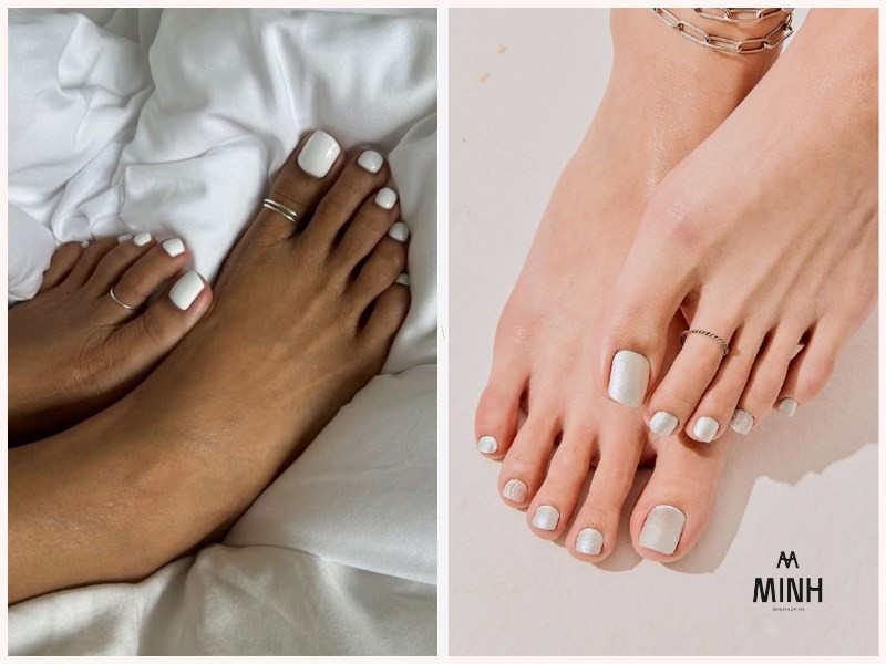 Mẫu móng chân đẹp da ngăm với tông màu trắng tinh khôi, tạo sự tương phản ấn tượng