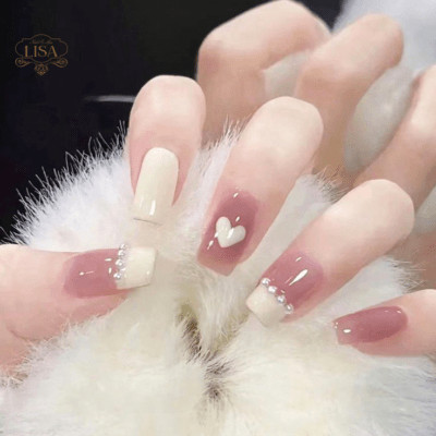 Mẫu móng tay đẹp màu hồng thạch pastel