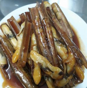 Món ốc móng tay xào dứa thơm ngon