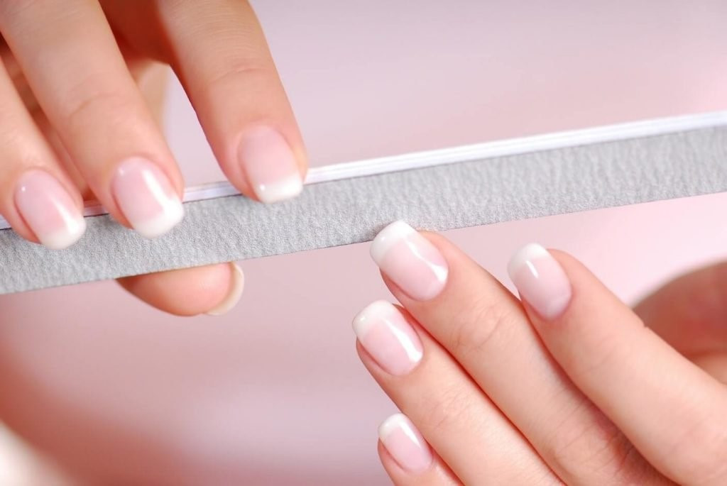 Móng Tay Bị Mềm: Nguyên Nhân Và Giải Pháp Chắc Khỏe