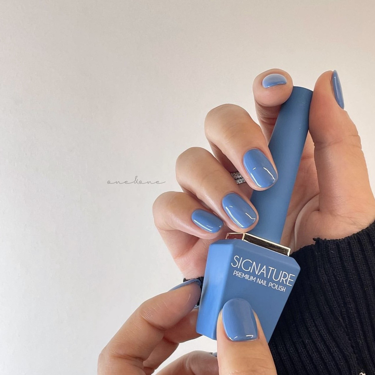 Móng tay ombre xanh pastel chuyển màu tinh tế