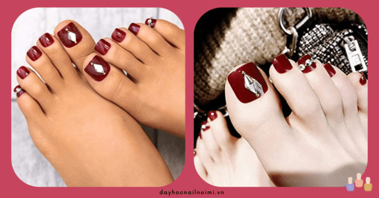 Nail chân đỏ mận với họa tiết đá quý ấn tượng
