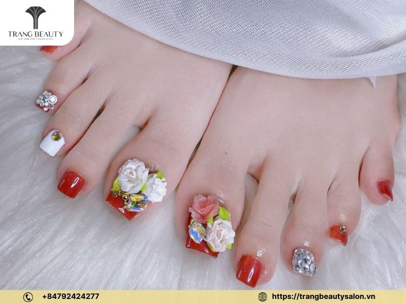 Khám Phá Các Mẫu Vẽ Hoa Móng Tay Đẹp Tuyệt Mỹ Cho Phái Nữ Nail hoa đào màu hồng tươi sáng cho mùa xuân