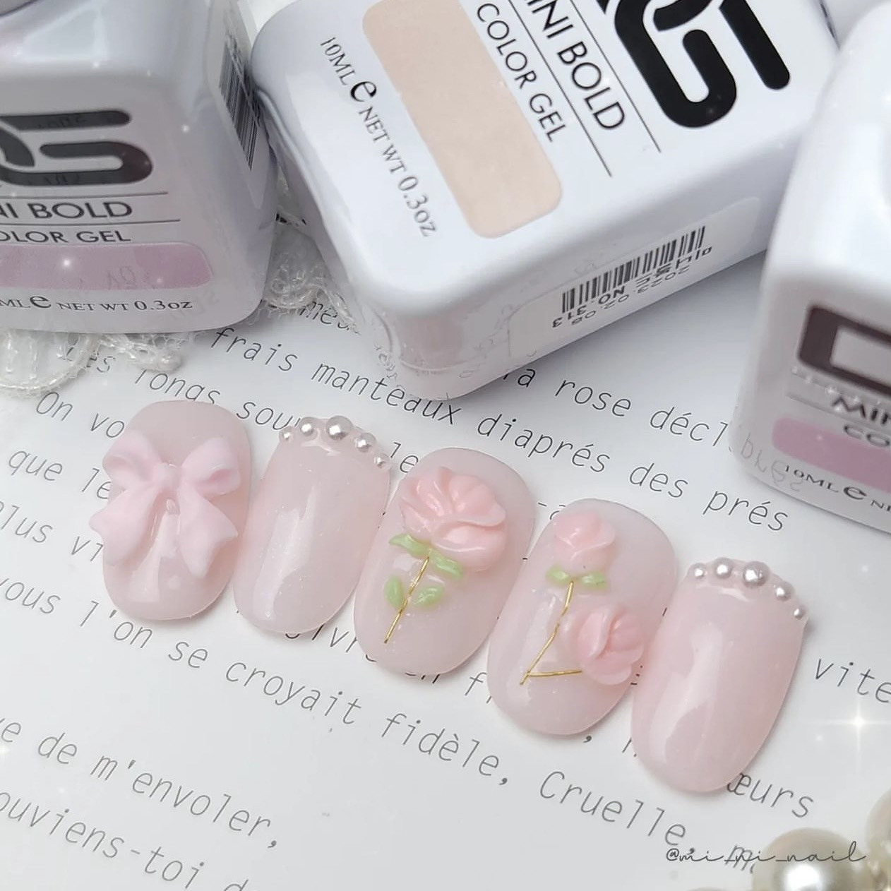 Nail hoa đơn giản móng ngắn