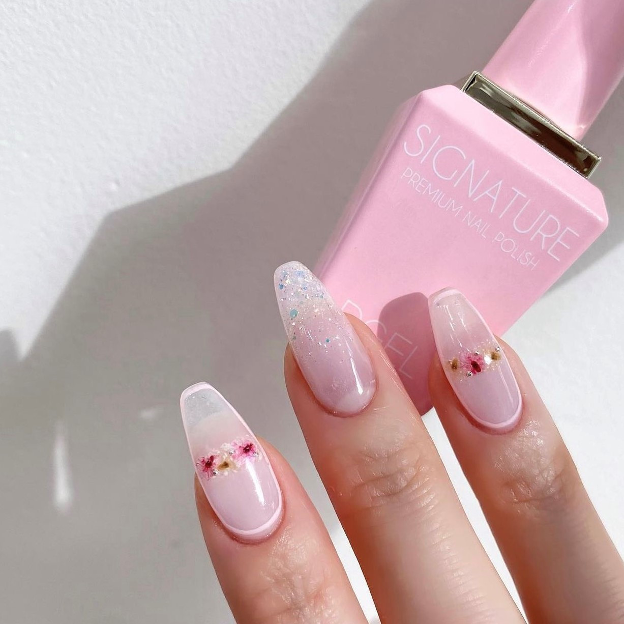 Nail hoa đơn giản móng nhọn