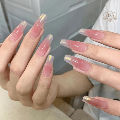 Nail hồng thạch chuyển màu cho móng dài
