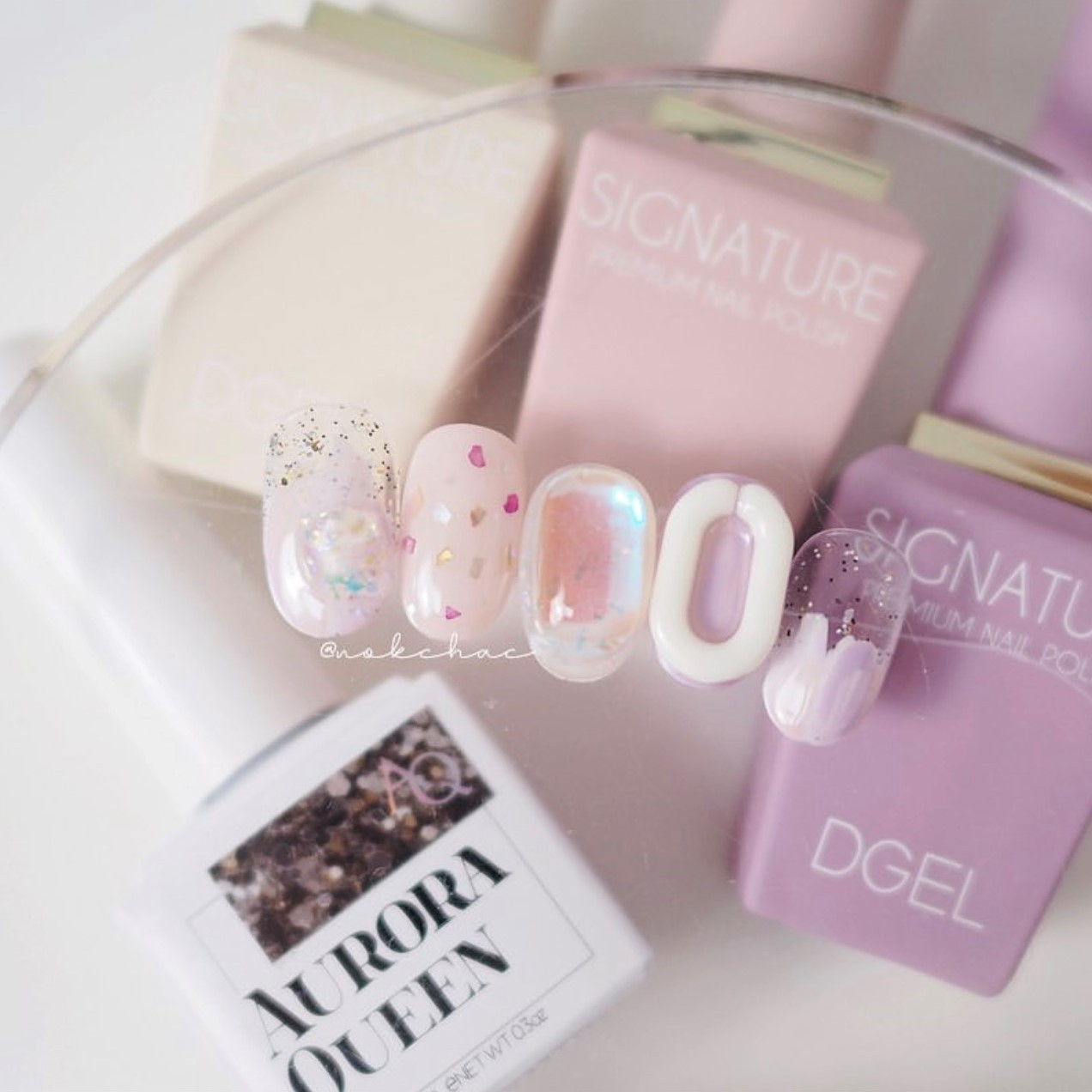 Nail nude phối 3 màu hài hòa