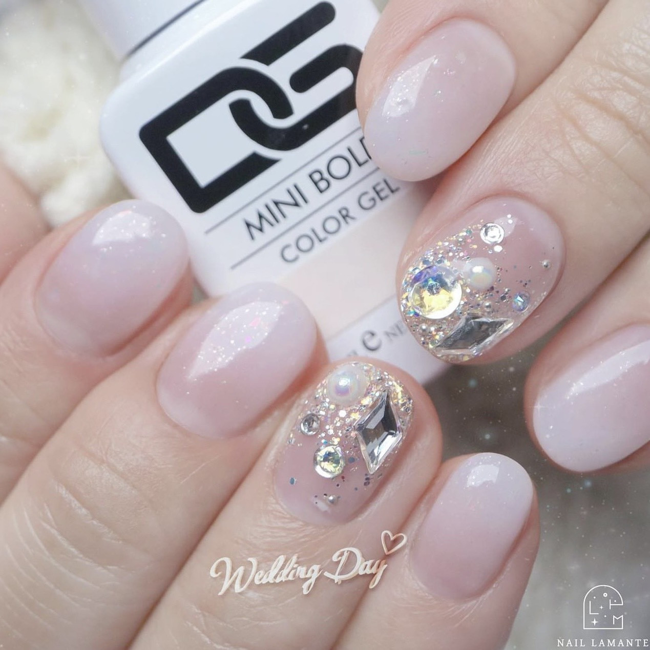 Nail ombre trắng