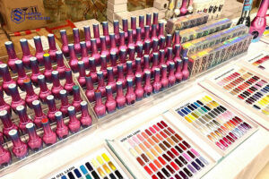 Ngọc Thuỷ Nails cung cấp đa dạng sơn móng tay chất lượng