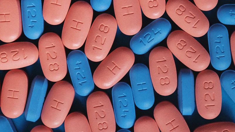 Nguyên nhân thay đổi móng tay HIV giai đoạn đầu do tác động của thuốc kháng virus và hệ miễn dịch suy yếu