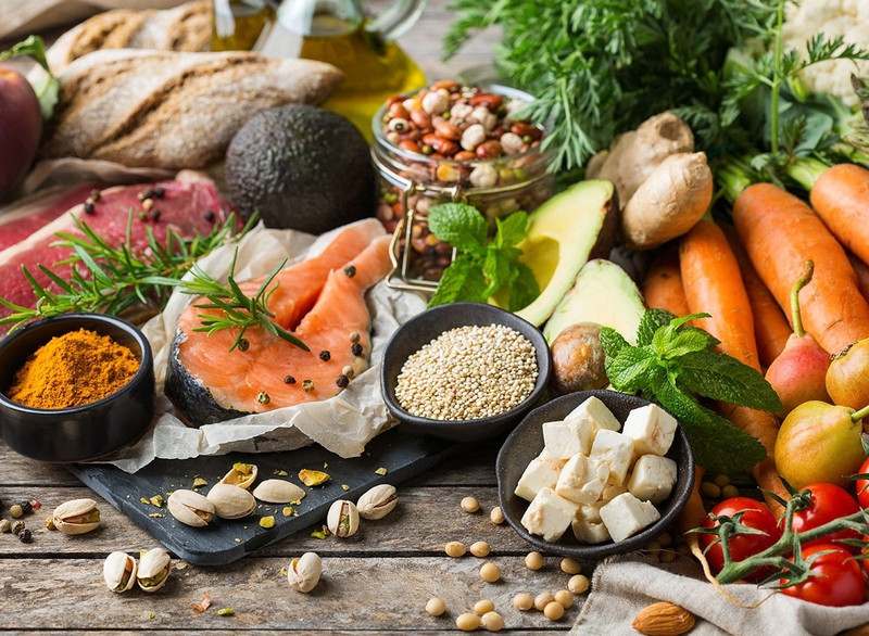 Thực phẩm giúp móng tay khỏe đẹp, bổ sung dinh dưỡng cần thiết để tránh móng giòn gãy.