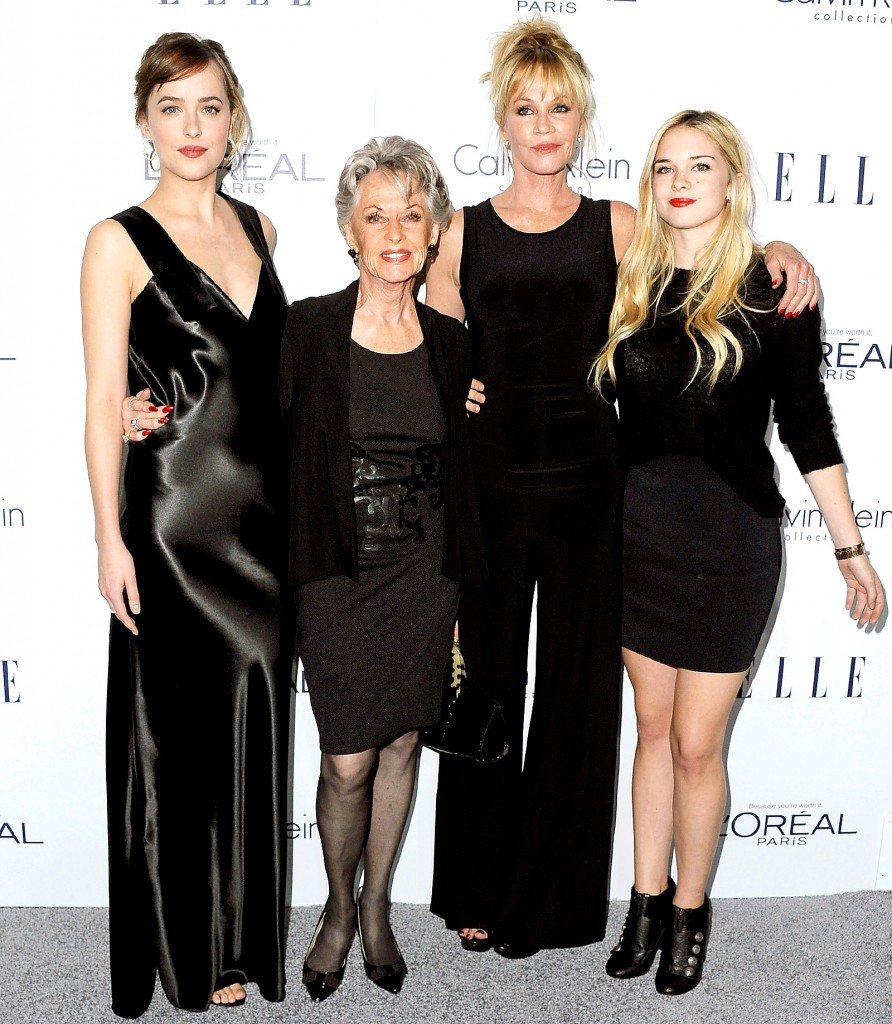Tippi Hedren cùng gia đình, hình ảnh gắn liền với sự khởi nguồn nghề làm móng tay