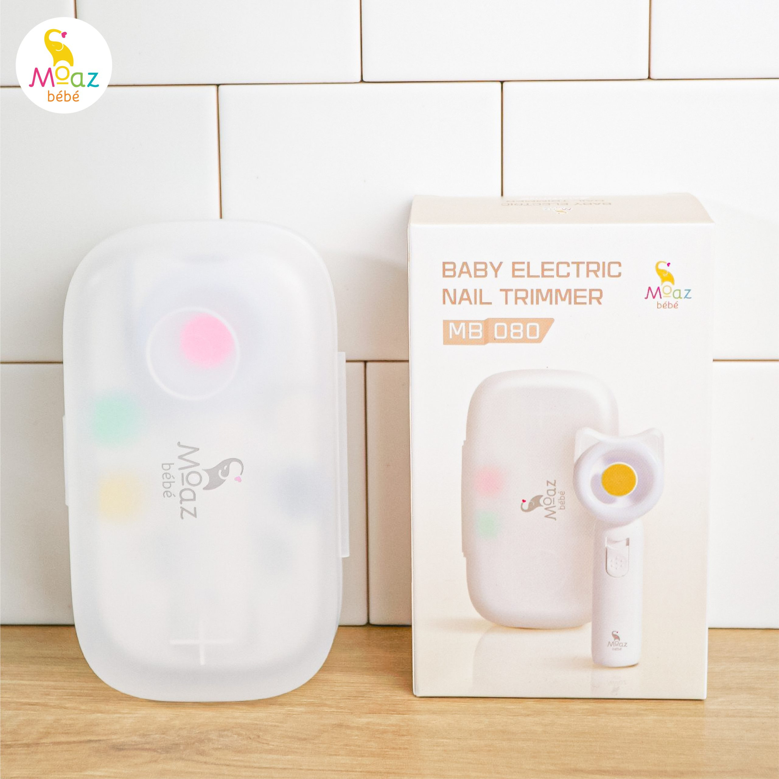 Máy Mài Móng Tay Em Bé: Lựa Chọn An Toàn Cho Bé Yêu toàn cảnh bộ sản phẩm máy mài móng tay em bé tiện lợi