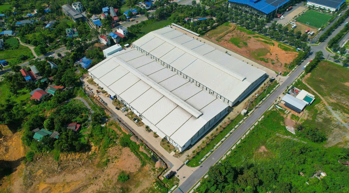 Công Ty TNHH Sơn Móng Tay Beyond The Peak: Tiên Phong Ngành Nail Việt Tổng quan nhà xưởng sản xuất sơn móng tay hiện đại của Beyond The Peak